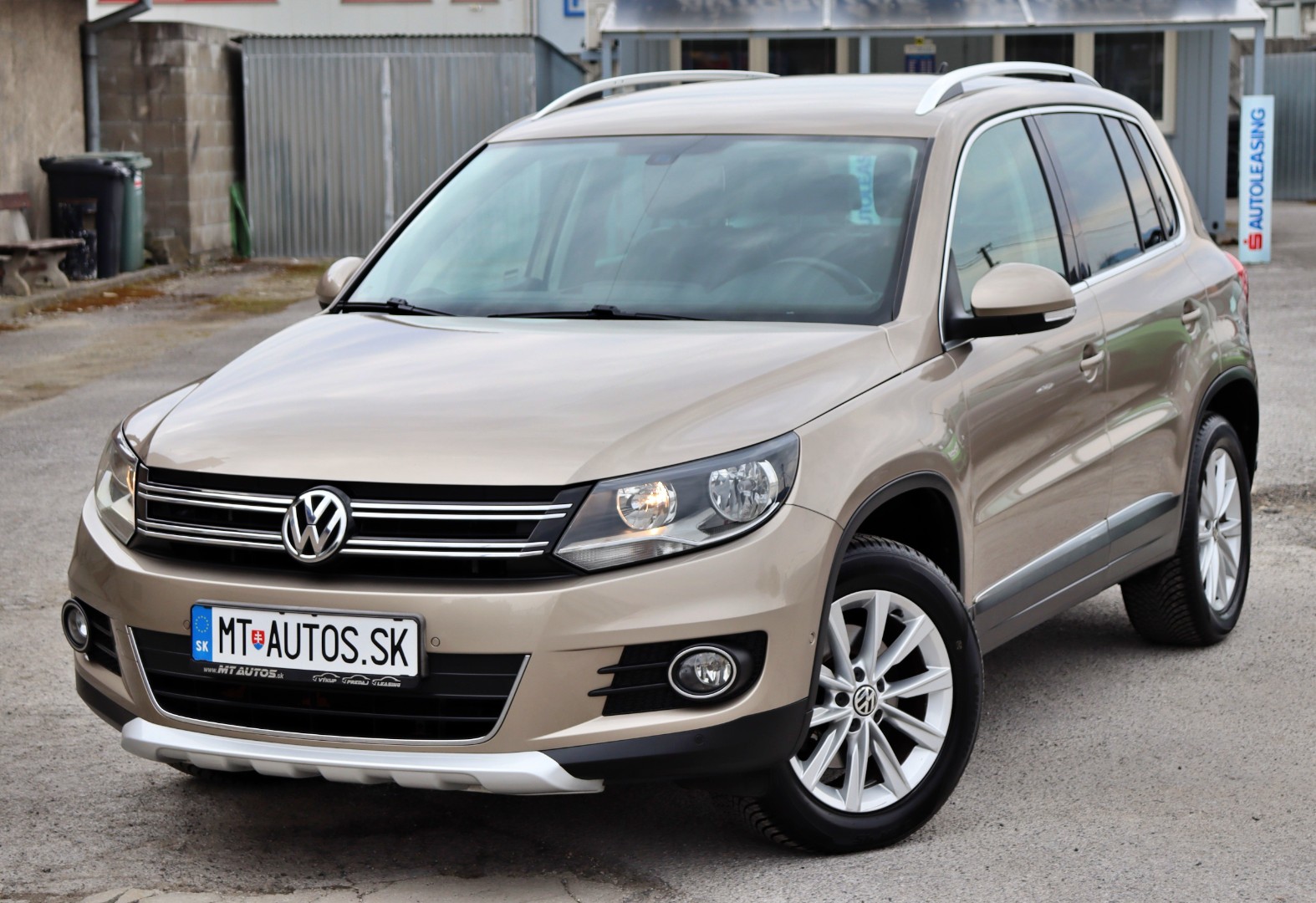 Volkswagen  Tiguan 2.0 TDi 4-Motion Sport Style 2