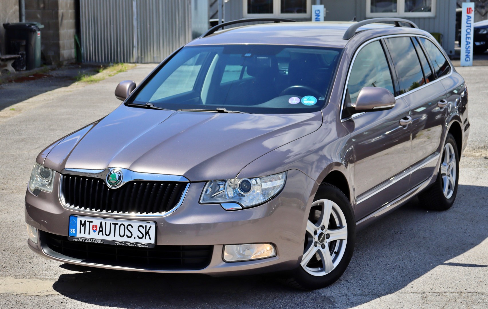 Škoda  Superb 1.4 Tsi Comfortline 2