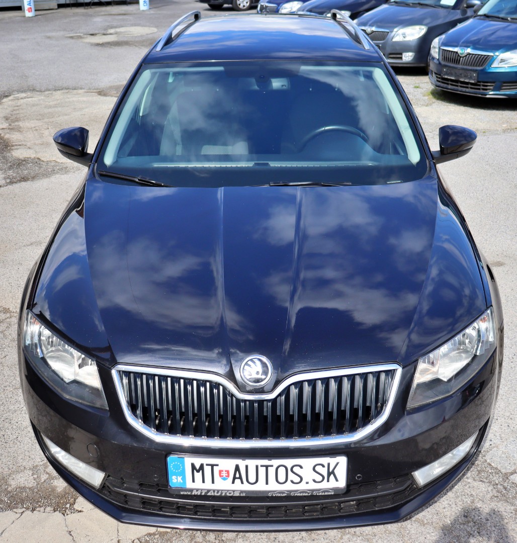 Škoda  Octavia 1.6 TDi Combi Ambition 4