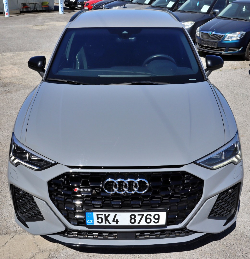 Audi  RS Q3 4