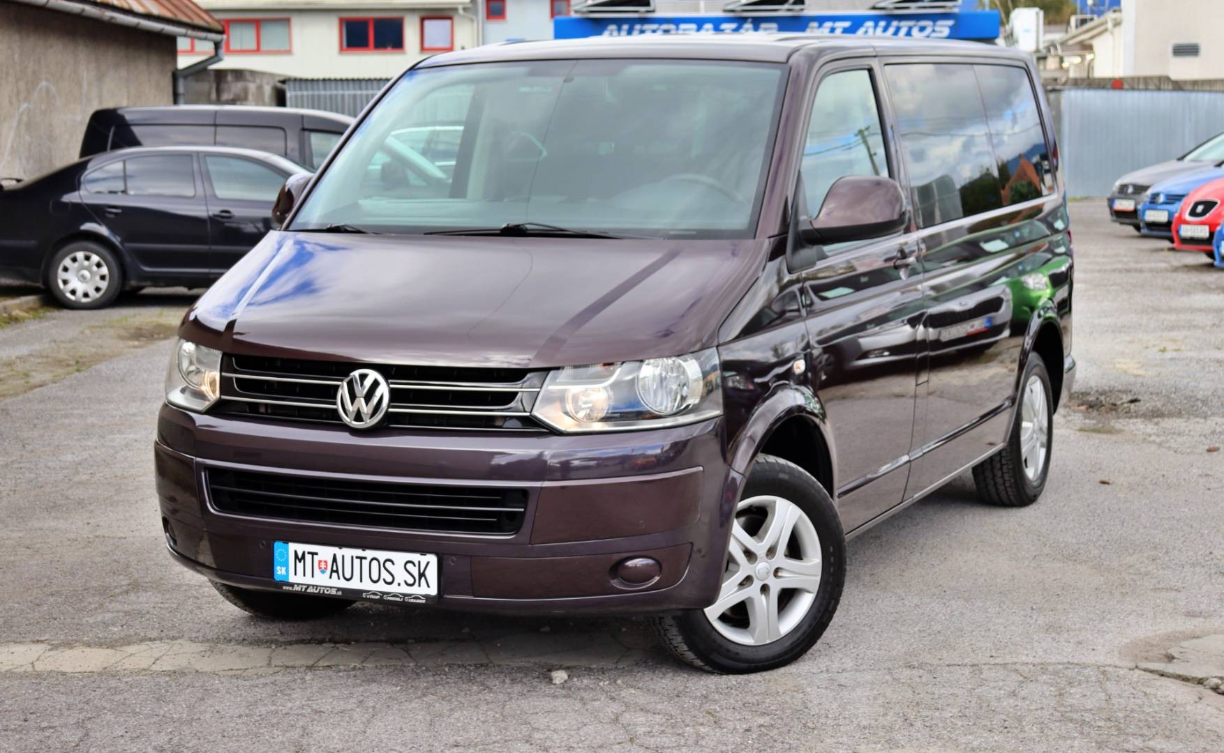 Volkswagen T5 Caravelle 2.0 TDI 2