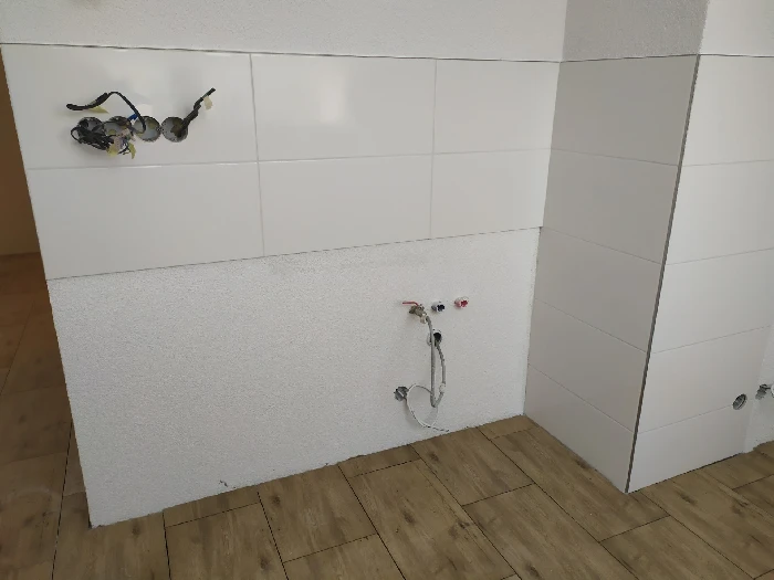 Obklady a Dlažby 111