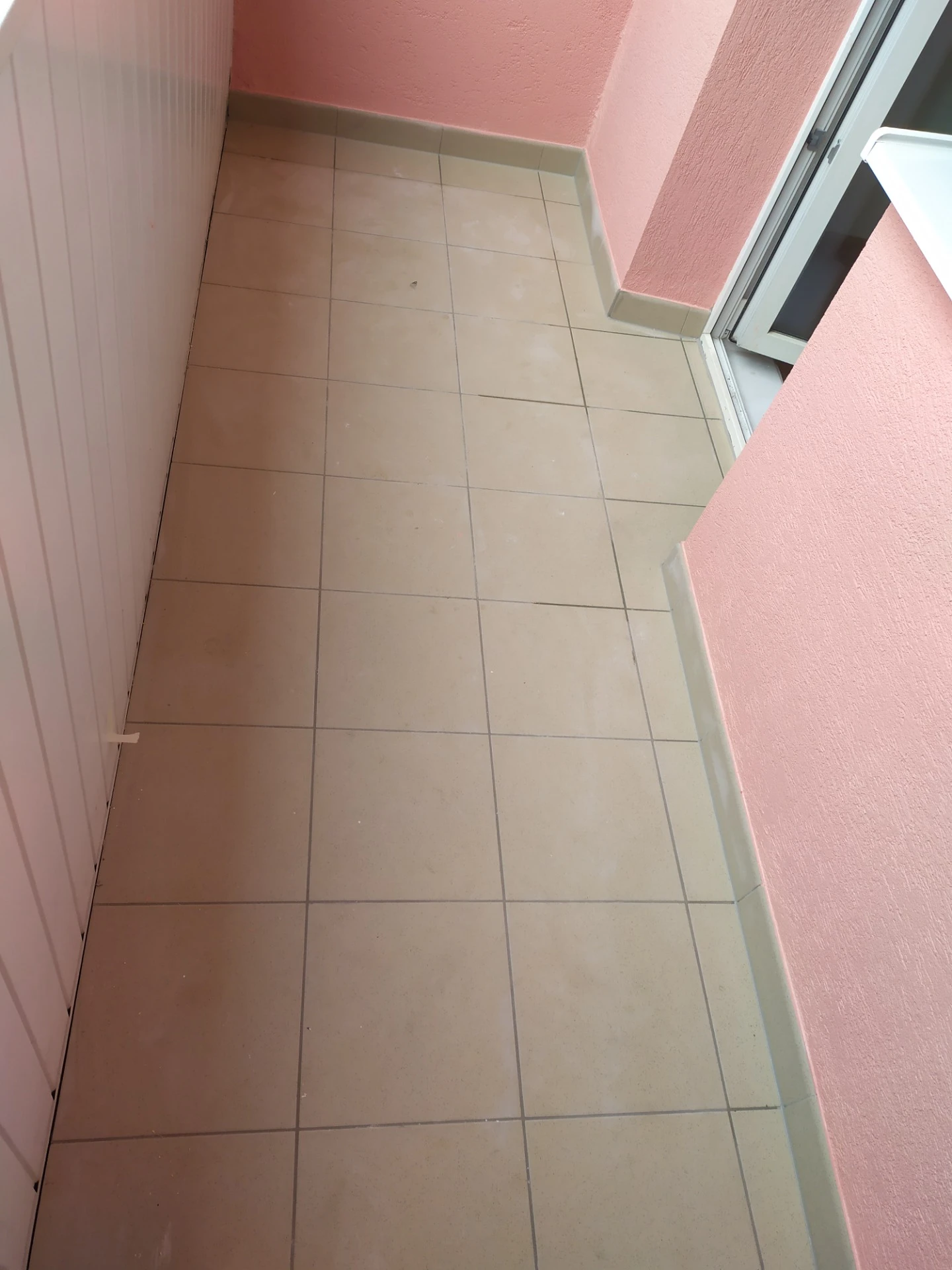 Obklady a Dlažby 128